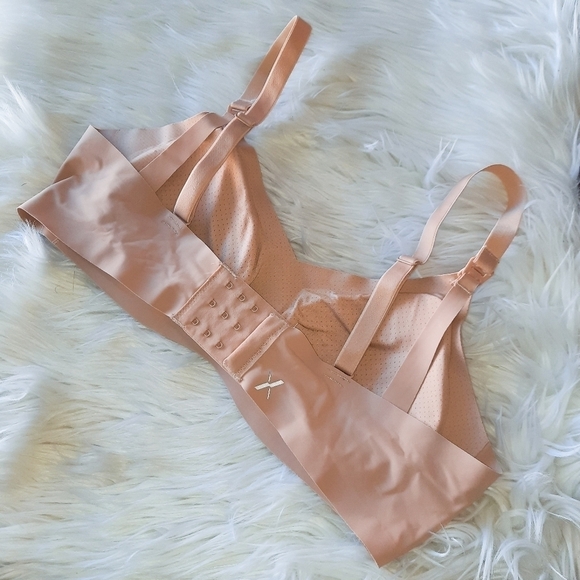 Knix Nude Leakproof Nursing Bra 3 - Picture 4 of 6